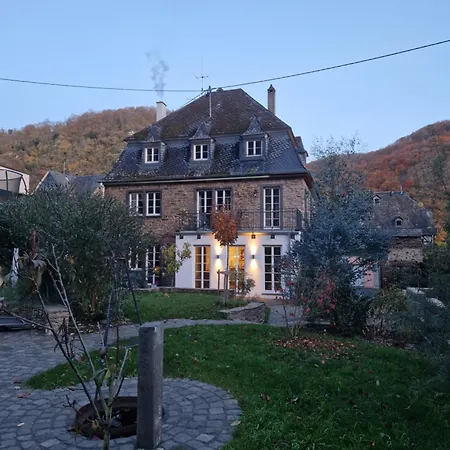 Rebhaus Adams * Moselkern